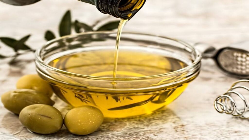 Many Uses of Olive Oil You Never Knew About